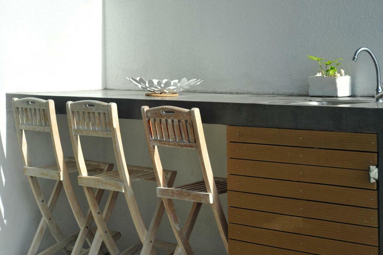 Cap Ouest Beachfront Luxury Penthouse & Apartment Flic-en-Flacq Exterior foto